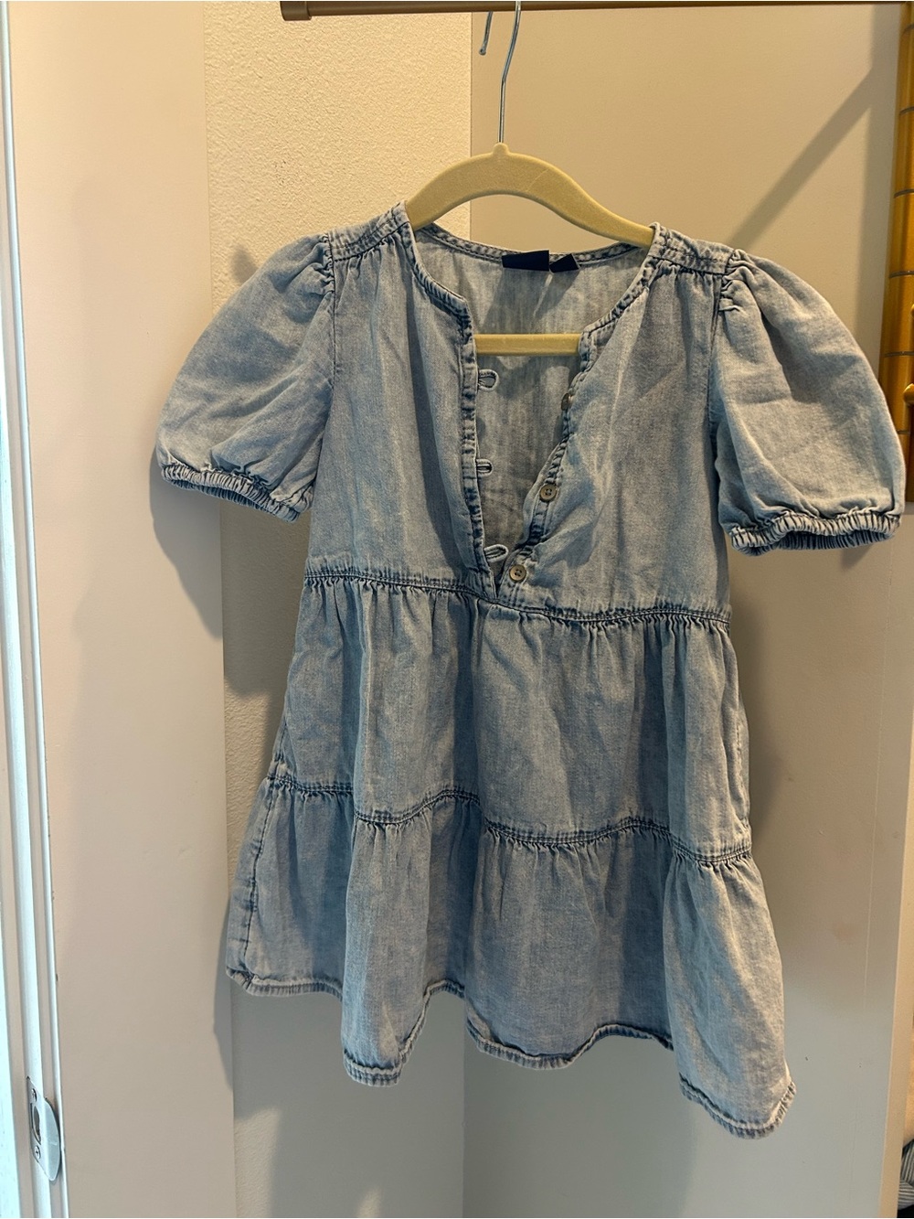 Gap Kids Toddler Tiered Denim Dress with Washwell size 3T - Picture 2 of 5
